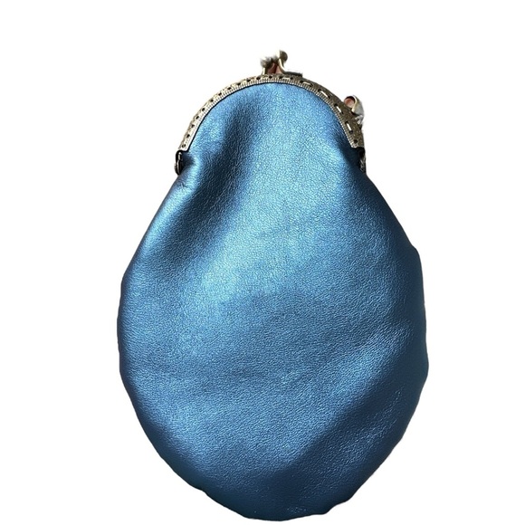 Elegant White and Blue Butterfly Mini Bag - Picture 3 of 3